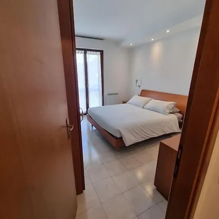 Oasis Апартаменты *