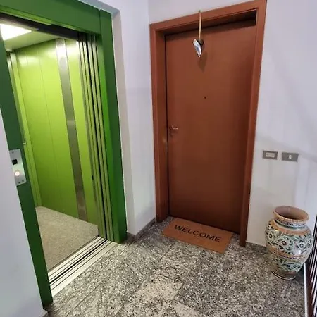 Oasis Апартаменты *